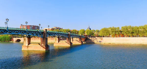 Antigua Ciudad Francesa Toulouse Garona Vista Panorámica Del Río —  Fotos de Stock