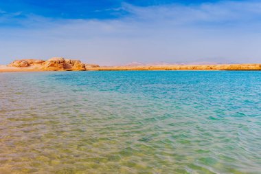 Ras Mohammed Milli Parkı'nda Kızıldeniz kıyısı. Çölde ünlü seyahat destionation. Sharm el Sheik, Sina Yarımadası, Mısır.