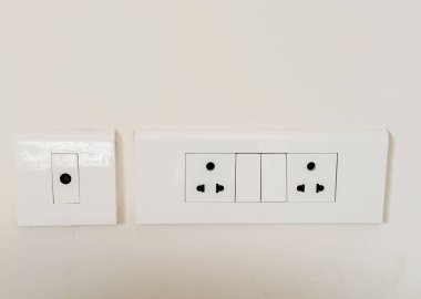Hindistan Elektrik Santrali yeni bir duvarda Yakın plan bir evde