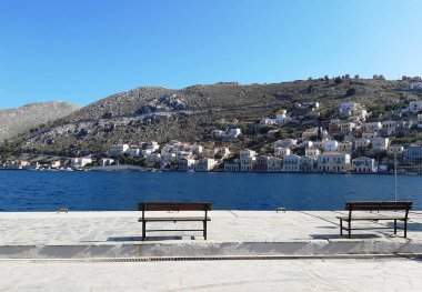 Yunanca symi adası.