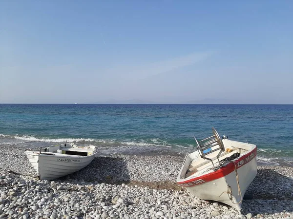 Barcos Viejos Del Pescador Playa Rhodes Grecia —  Fotos de Stock
