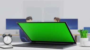 Laptop döndür ve yeşil ekranı göstermek için aç ve ofis çalışma yerinde görüntüyü büyüt, uygulama web sitesi sunumu, 4K UHD görüntüleme.