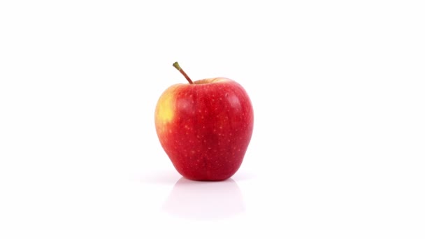 Wirujące Jabłko Białym Tle Jabłko Białym Tle Zbliżenie Jabłka Świeże — Wideo stockowe