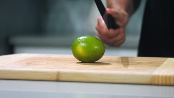 Chef Sneed Limoen Fruit Slow Motion Chief Sneed Limoen Snij — Stockvideo