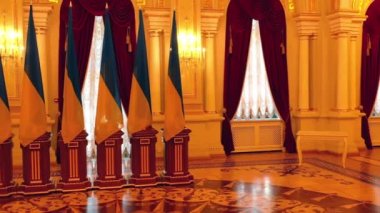 Mariinsky Sarayı 'nın içinde, Kyiv' deki Mariinsky Sarayı 'nın beyaz salonu, Ukrayna Cumhurbaşkanının evi Mariinsky Sarayı.