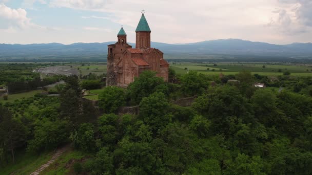 从空中俯瞰格里米城堡和教堂 Kakheti 格鲁吉亚 — 图库视频影像