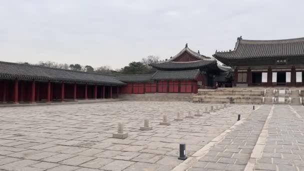 Πύλη Myeongjeongmun Και Γέφυρα Okcheongyo Στο Changgyeonggung Palace Παλάτι Χτίστηκε — Αρχείο Βίντεο
