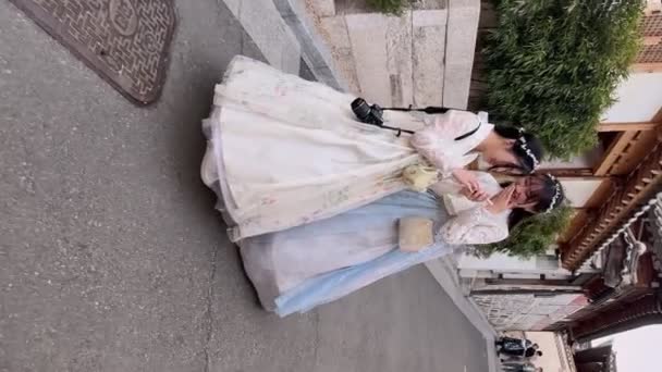Azjatki Ubrane Tradycyjne Sukienki Hanbok Bukchon Hanok Village Seul Korea — Wideo stockowe