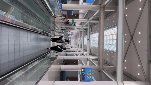 국제공항 Incheon International Airport 대한민국에서 공항으로 수도권을 운항하는 공항이다 영상입니다 — 비디오