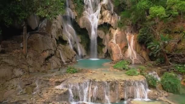 Drone Aéreo Disparado Das Incríveis Cachoeiras Kuang Luang Probang Laos — Vídeo de Stock