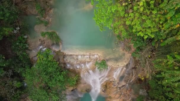Воздушный Дрон Сфотографировал Удивительные Водопады Куангси Лаосе Водопады Любимое Путешествие — стоковое видео