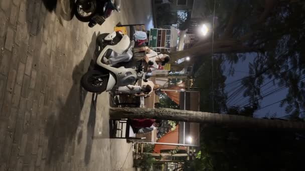 Местные Жители Возле Реки Меконг Луанг Банг Лаос Марта 2023 — стоковое видео