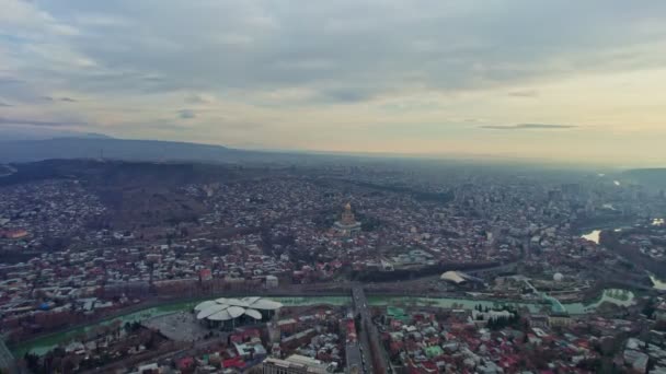 Nagrania Powietrza Dron Leci Nad Centrum Tbilisi Georgia Rike Park — Wideo stockowe