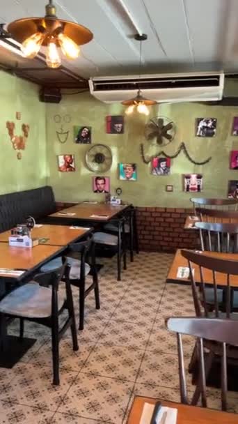 Popular Restaurante Comida Israelí Llamado Basilicom Koh Samui Mayo 2023 — Vídeos de Stock