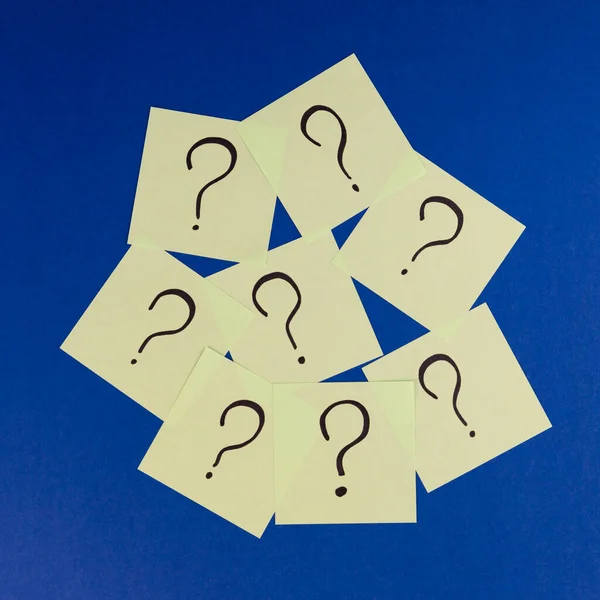 stock image Question marks drawn on sticky notes. Idea, inspiration and creative thinking concept