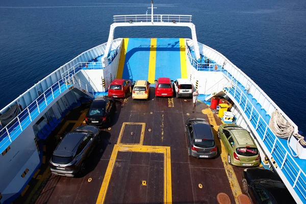 Agiokampos Ilha Evia Grécia Agosto 2023 Ferryboat Interior Carros Transportados — Fotografia de Stock
