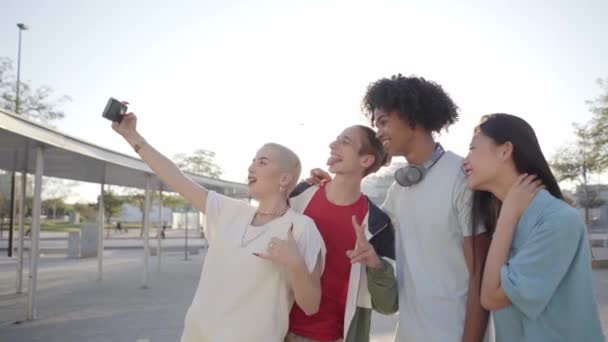 Happy Boys Girls Taking Smiling Selfie Group People Together Having — Stock video