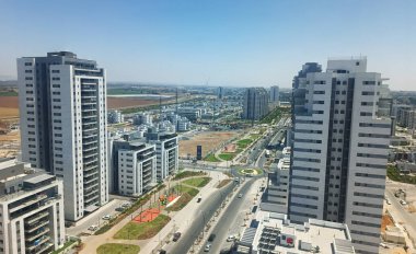 İsrail 2023, yerleşim yerleri arasındaki ana yolun yüksek açılı görüntüsü.