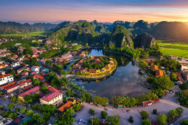Luchtfoto Van Tam Coc Bij Zonsopgang Vietnam — Stockfoto