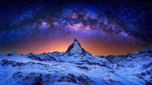 Milky Sätt Vid Matterhorn Topp Zermatt Schweiz Royaltyfria Stockfoton