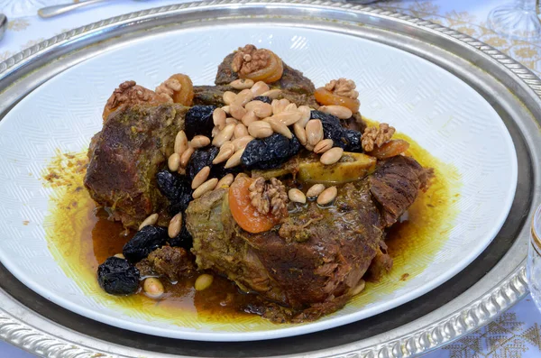 Moroccan Meat Dish Apricots Plums Garnish — Stockfoto