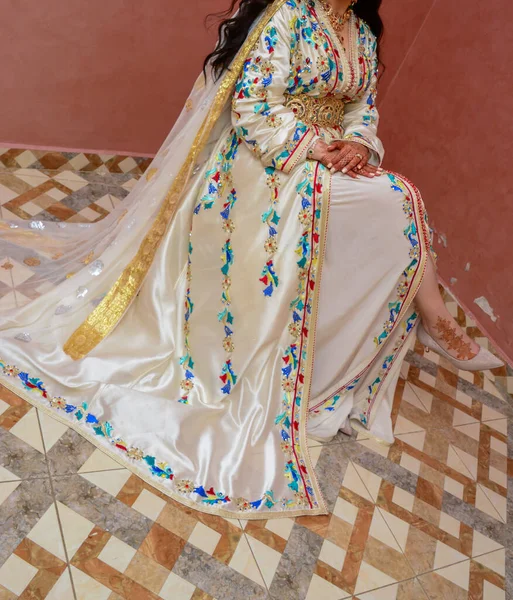 Marockansk Brud Bär Marockansk Brudklänning — Stockfoto