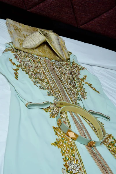 Moroccan Wedding Supplies Caftan Shoes Moroccan Bride Bed Wedding Ceremony — Fotografia de Stock