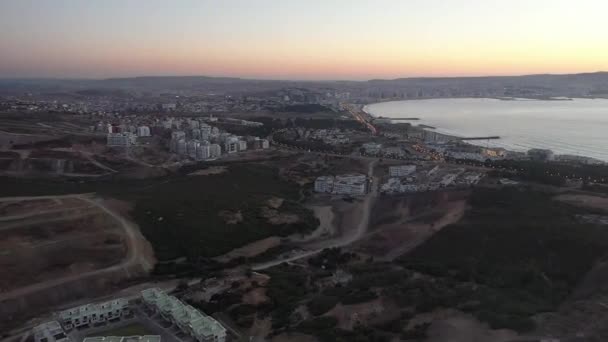 モロッコのタンジェのドローン空撮 ジブラルタル海峡のモロッコ港 — ストック動画