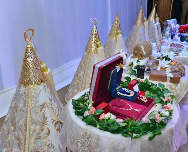 Fas Tyafer Geleneksel Düğün Konteynırları Süslü Altın Işlemelerle Süslenmiş Fas — Stok fotoğraf