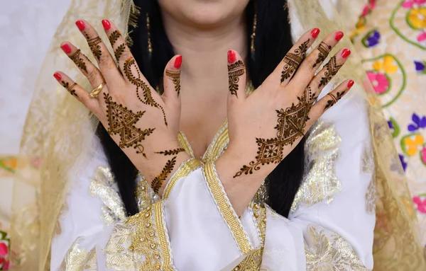 Henna Tattoo Ręce Narzeczonej Henna Ślubna — Zdjęcie stockowe
