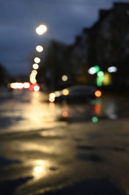 Şehir gece trafiği, trafik ışıkları, arka plan temizliği.