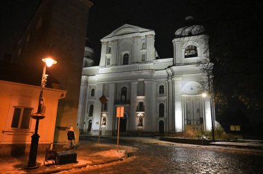 Eski şehrin tarihi mimari parçaları.