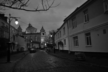 Eski şehrin tarihi mimari parçaları.