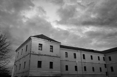 Tarihi mimari, eski şehirde bina