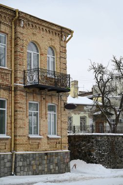 Eski şehrin tarihi mimari parçaları.