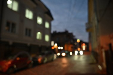 Gece şehir caddesi. Bulanık arkaplan