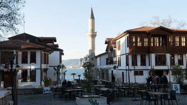 トルコの伝統的な家 伝統的なオスマン帝国の家やモスク トルコのデギルメンデールにあるヤリ エヴレリ 2023 — ストック写真