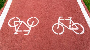 Bisiklet yolu. Bisiklet yolu. Bisiklet yolu. Bisiklet yolu. Sıfır karbon şehir konsepti. Sıfır emisyon ulaşımı