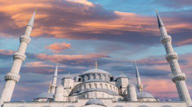  İstanbul 'daki Süleyman Camii. İslami fotoğraf. Kurban Bayramı ya da kurban ziyafeti konsepti. Kurban Bayrami