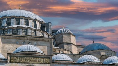İstanbul 'daki Sultanahmet Camii. İslami fotoğraf. Kurban Bayramı ya da kurban ziyafeti konsepti. Kurban Bayrami. Tercümesi: 
