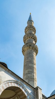 İstanbul 'daki Sultanahmet Camii. İslami fotoğraf. Kurban Bayramı ya da kurban ziyafeti konsepti. Kurban Bayrami. Tercümesi: 