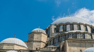 İstanbul 'daki Sultanahmet Camii. İslami fotoğraf. Kurban Bayramı ya da kurban ziyafeti konsepti. Kurban Bayrami. Tercümesi: 