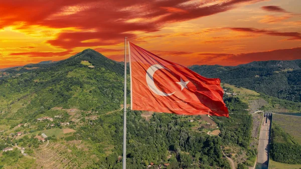 トルコ国旗 トルコ国民の祝日 Temmuz Demokrasi Mili Birlik Gunu トルコの民主主義と国民統一の日 — ストック写真