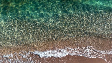 Deniz manzaralı. Turkuaz deniz manzarası metin için kopyalama alanı. Seyahat kavramı