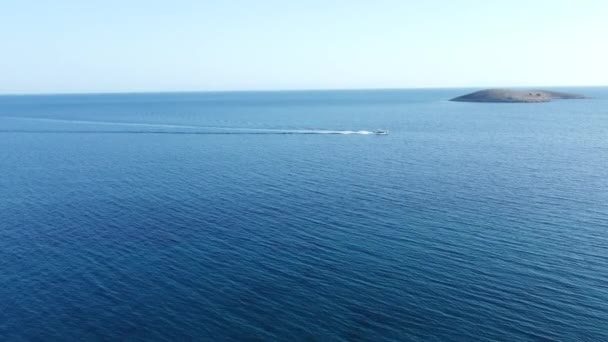 Meerblick Aus Der Luft Meeresbeschaffenheit Das Ruhige Türkisfarbene Meer Sommerkonzept — Stockvideo