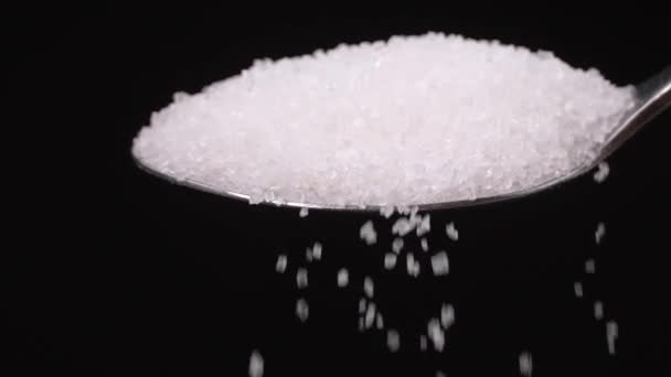 Κουτάλι Ζάχαρη Γεμάτο Κρυστάλλους Ζάχαρης Σκόνη Side View Κουταλάκι Του — Αρχείο Βίντεο
