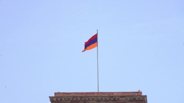 Bandera Armenia Ondea Ereván Plaza Principal República Centro Capital Alto — Vídeos de Stock