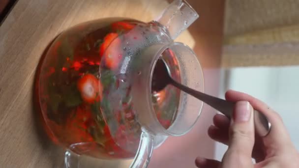 Process Brewing Tea Tea Ceremony Freshly Brewed Fruit Herbal Tea — Stock Video