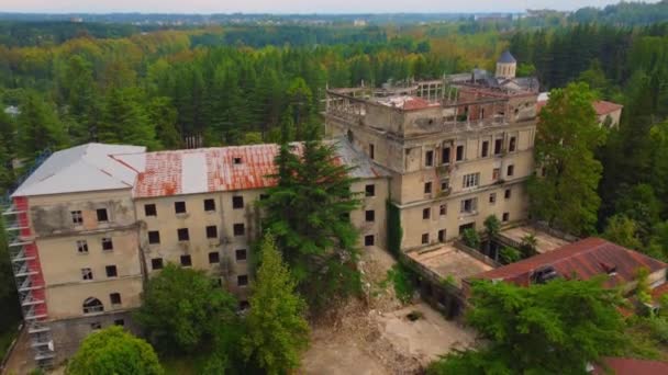 Detail Opuštěného Sovětského Sanatoria Tskhaltubu Gruzii Tskaltubo Bylo Sovětských Dobách — Stock video