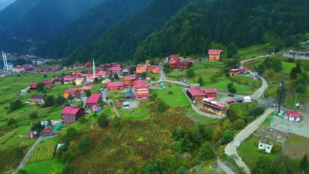 Vista Aérea Del Pueblo Uzungol Las Montañas Ciudad Trabzon Turquía — Vídeo de stock